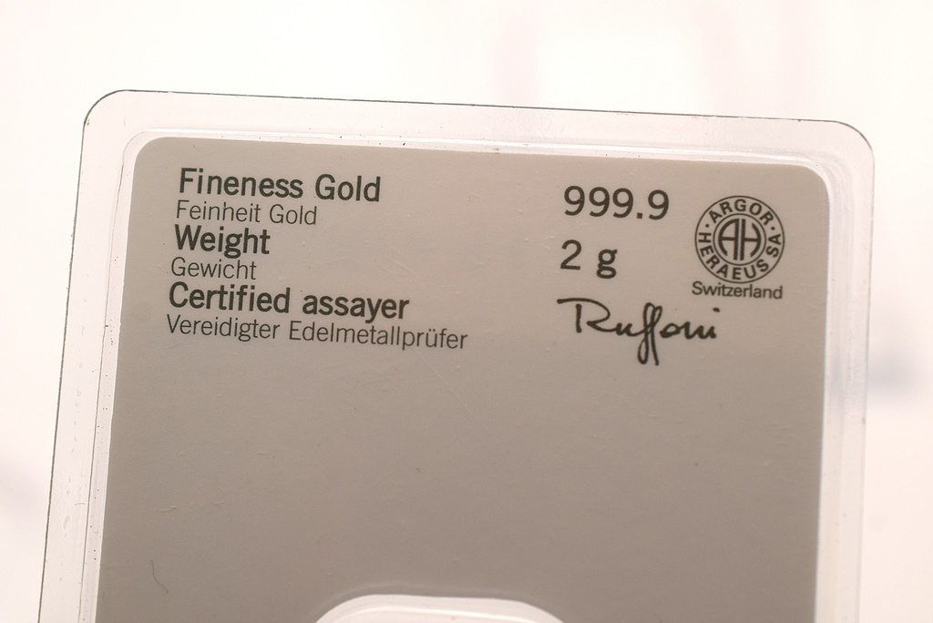Goldbarren 2 g Heraeus Kinebar Feingehalt 999,9 geprägt, im Blister eingeschweißt (Kopie)