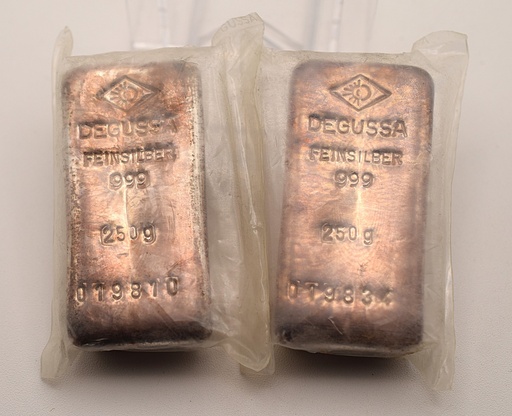 [[2011.1.4]] Silberbarren 250 g Degussa gegossen Vintage Anlagebarren Investment